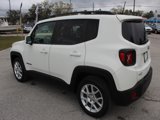 Used 2019 Jeep Renegade Latitude image 3