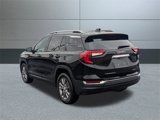 Used 2024 GMC Terrain SLT image 4