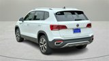 Certified 2022 Volkswagen Taos SE image 5