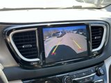 Used 2022 Chrysler Pacifica Touring-L image 4
