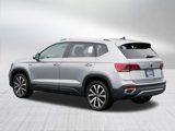 Certified 2022 Volkswagen Taos SE image 5