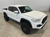 Used 2019 Toyota Tacoma TRD Sport image 6