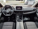 Used 2023 Nissan Rogue SV image 5