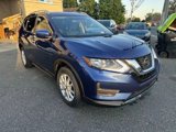 Used 2018 Nissan Rogue SV image 3