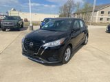 New 2025 Nissan Kicks Play S image 2