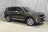 Used 2022 Kia Telluride S image 3