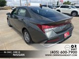Used 2024 Hyundai Elantra SE image 3