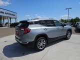Used 2023 GMC Terrain SLT image 3