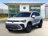 New 2025 Volkswagen Taos SE image 2