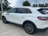 Used 2020 Lincoln Nautilus Reserve w/ Equipment Group 201A image 4