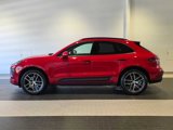 Used 2024 Porsche Macan image 2