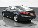 Used 2022 Toyota Corolla LE image 4