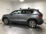 Used 2022 Volkswagen Taos SE image 4