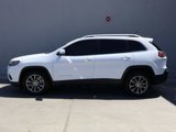 Used 2020 Jeep Cherokee Latitude Plus image 2