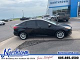 Used 2017 Ford Focus SE image 4