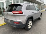Used 2018 Jeep Cherokee Latitude Plus w/ Cold Weather Group image 4