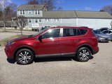 Used 2018 Toyota RAV4 LE image 4