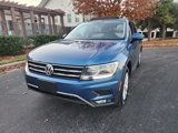 Used 2018 Volkswagen Tiguan SE w/ Panoramic Sunroof Package image 3