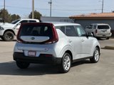 Used 2021 Kia Soul S image 3