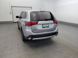 Used 2017 Mitsubishi Outlander SE image 6