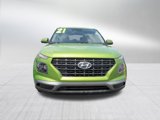 Used 2021 Hyundai Venue SE image 3