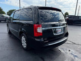 Used 2016 Chrysler Town & Country Touring image 5