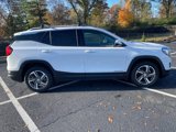Used 2021 GMC Terrain SLT image 2