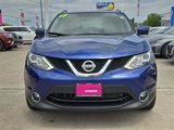 Used 2017 Nissan Rogue Sport SV w/ SV Premium Package image 2