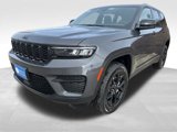New 2025 Jeep Grand Cherokee Altitude image 3