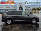 Certified 2023 Chrysler Pacifica Touring-L image 2