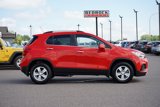 Used 2017 Chevrolet Trax LT w/ LT Convenience Package image 2