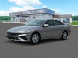 New 2025 Hyundai Elantra SE image 2