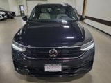 Used 2022 Volkswagen Tiguan SE R-Line image 2