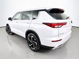 Used 2023 Mitsubishi Outlander SE image 5