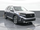 Used 2023 Honda Pilot Touring image 4