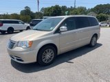 Used 2013 Chrysler Town & Country Touring-L w/ Driver Convenience Group image 3