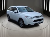 Used 2014 Mitsubishi Outlander SE image 4