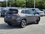 Used 2022 Jeep Cherokee Limited w/ Elite Package image 5