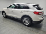 Used 2017 Lincoln MKX Select w/ Select Plus Package image 3