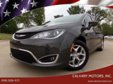Used 2019 Chrysler Pacifica Touring Plus w/ Tire & Wheel Group image 2