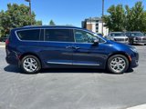 Used 2017 Chrysler Pacifica Limited w/ Advanced Safetytec Group image 2