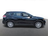 Used 2015 Nissan Rogue S image 2
