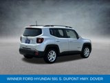Used 2018 Jeep Renegade Latitude w/ Popular Equipment Group image 5