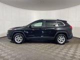 Used 2016 Jeep Cherokee Latitude w/ Safety/Convenience Group image 4