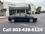 Used 2019 Ford Fusion SE image 2