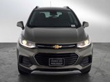 Used 2022 Chevrolet Trax LT w/ LT Convenience Package image 2