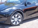 Used 2022 Tesla Model Y Long Range image 3