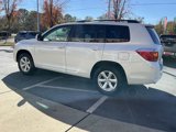 Used 2010 Toyota Highlander 2WD w/ Extra Value Pkg 2 image 4