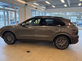 Used 2021 Porsche Cayenne S image 5