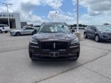Used 2023 Lincoln Aviator Reserve w/ Equipment Group 201A image 2